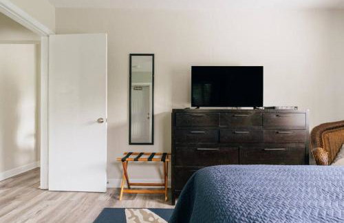 Only Two Blocks to Sand! 1st Floor Beach Hacienda - Photo 7