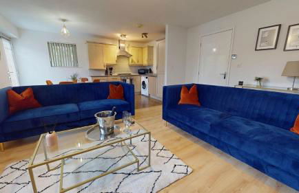 2 Bedroom House Near City Centre with Parking - Foto 19