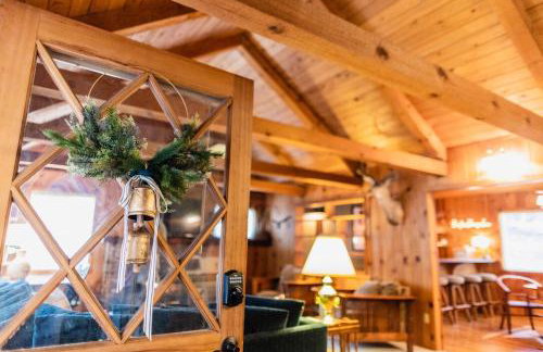 BunkHouse 1960's Camp Vibe with Timeless Wet Bar - Foto 30