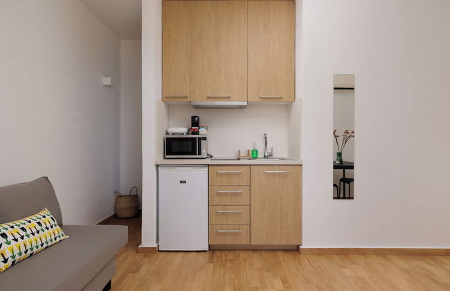 Coastal Bliss Apartments - Photo 20