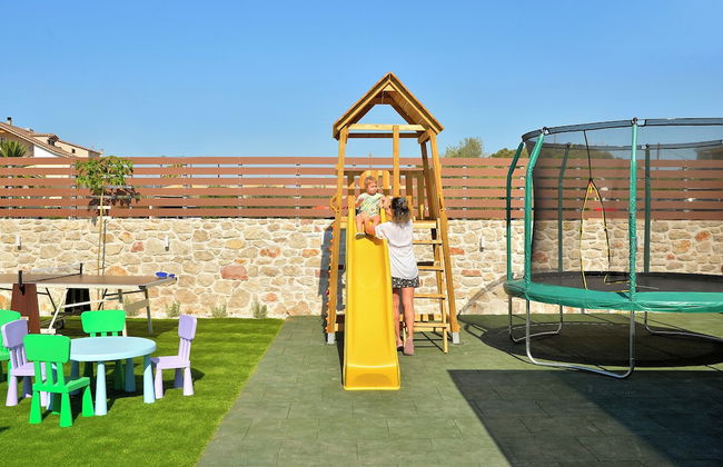 Stork Holiday Apartments - Garden & Sea View - Photo 33