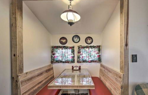 Kerrville Converted Barn Tiny Home with Kayaks! - Foto 8