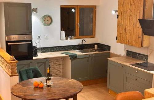 Le Roche-Velours - Foto 8