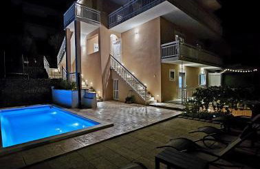 Beautiful Holiday Home "Villa Relax Oasis" - Foto 13