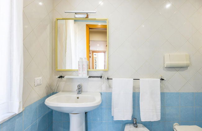 Vomero Duplex Apartment by Wonderful Italy - Photo 29