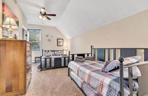 King of the Mountain. Private Hot Tub. Pets allowe - Foto 22