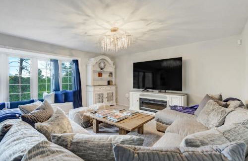 Canopy Springs Game Room & Covered Outdoor Oasis - Foto 11