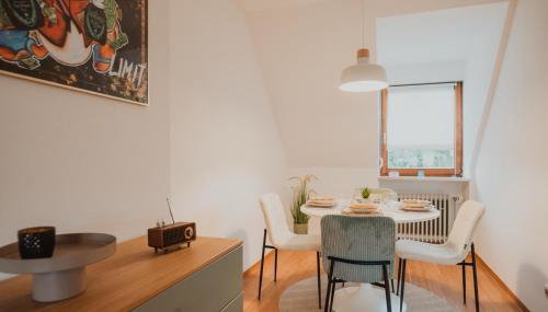 Zentral, Loggia, TG-Platz - Foto 2