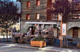 Cozy 4 bedroom duplex apartment, spa residence - Photo 10