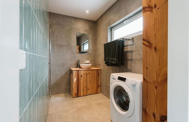 Large, Elegantly Furnished Holiday Home With Lots of Privacy on a Family Park - Foto 20