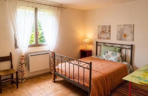 Maison Datcha avec jardin et piscine privée - Foto 2