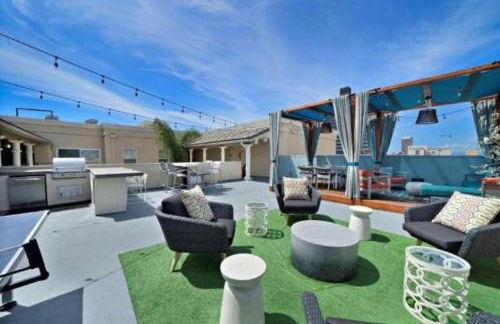 Bright & Spacious in Iconic LA Neighborhood Free parking - 10mins to Cedars - Photo 53