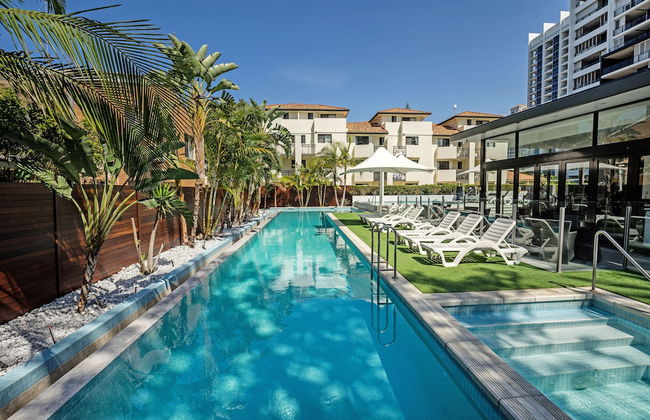 Ultra Broadbeach - Photo 1