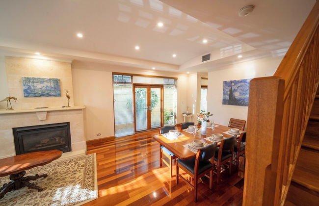 Cozy Home with fireplace 5mins to beach - Foto 16