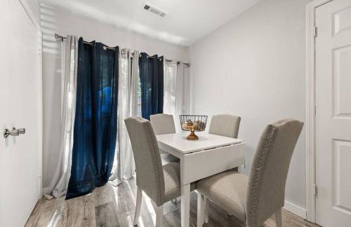 A Peaceful stay at The Pine Grove Retreat - Foto 10