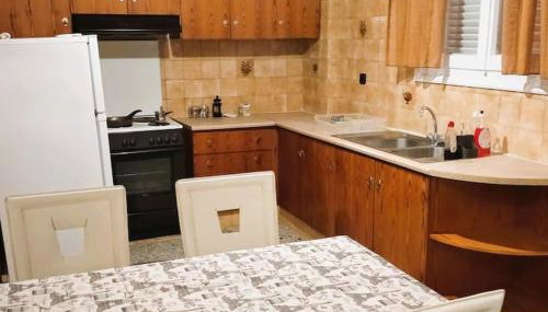 Lihas House - Photo 2