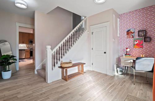 Cleveland Escape - Hot Tub - Karaoke Machine - Sleeps 12 - Foto 10