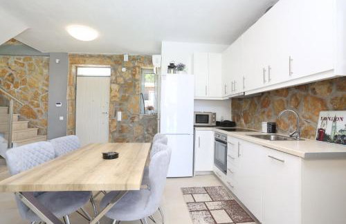 The Miracle Villa - Deluxe, Sea View, BBQ, Private Pool - Foto 28