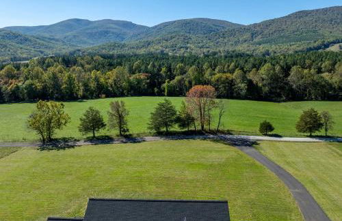 Contemporary Mountain Holiday Home with Hot Tub - Foto 5