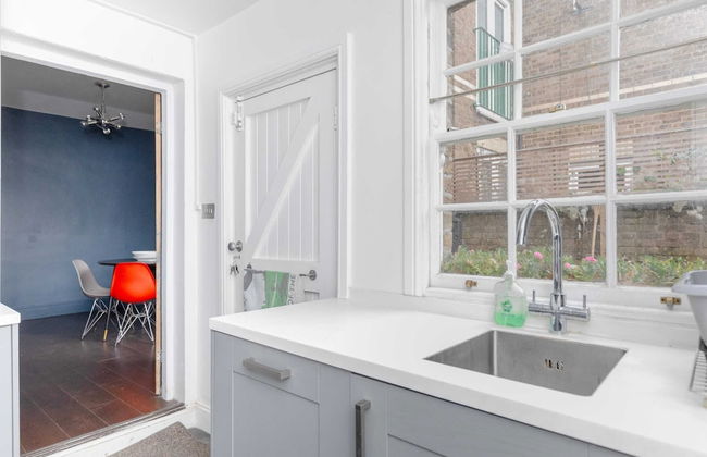 Trendy 2BD House 5 Mins From Willesden Junction! - Foto 14