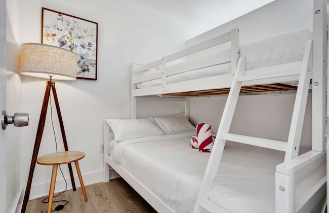 New Waves on Walnut 1 - Photo 13