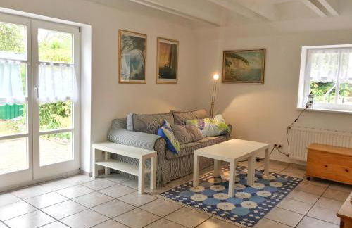 Kleine reetgedeckte Doppelhaushälfte in idyllischer Lage - Foto 3