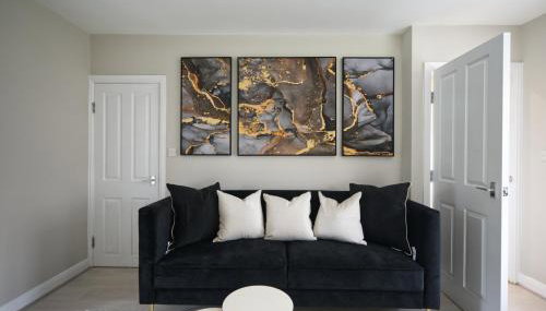 Luxury Harborne Home, Perfect for Contractors & Families 5 Mins from QE & Uni - Foto 4