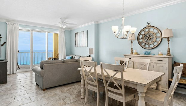 Beachfront Access, 2 Pools, Beach Service w/ Chairs Emerald Isle Resort 1308 - Foto 4, Interior