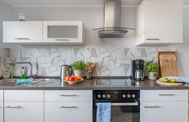 Holiday Home on the Mountain With Views - Photo 12