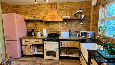 Superb Large Bespoke 5 Star Detached Villa, Prime Location, Belfast Stay - Foto 1