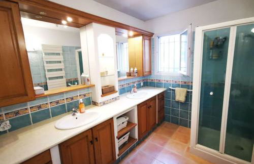 Villa provençale, piscine et jacuzzi privés. - Foto 34