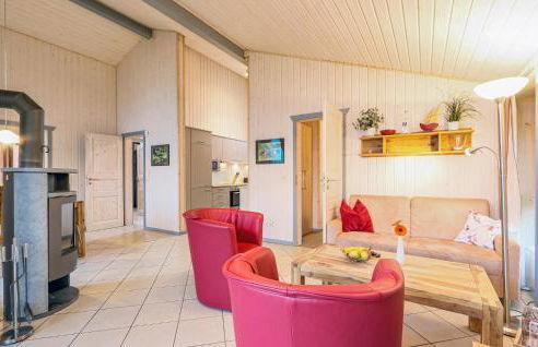 Nice Home In Rechlin With Sauna - Photo 4