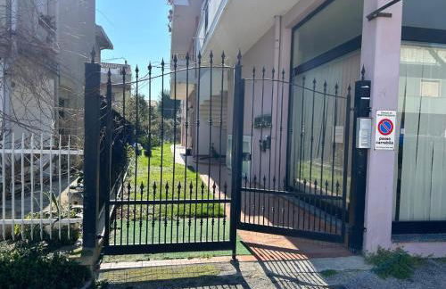 Casa di Nonna Isolina In the Center, Near the Sea - Photo 20