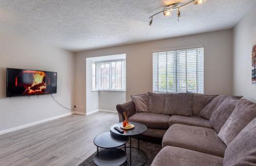 Modern 2 Bed Apartment Near Gatwick - Foto 3