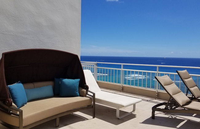 Spacious One Bedroom Harbor View Condos at Ilikai Marina With Private Balcony - Foto 80