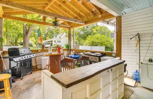 Creekfront Yellville Manor with Parlors and Fire Pit! - Foto 38