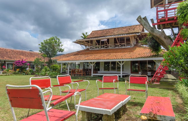 Hilltop Camp Lembang by TwoSpaces - Photo 42