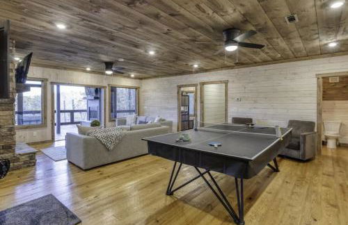 Modern Rustic Cabin with Sprawling Views and Hot Tub - Foto 5