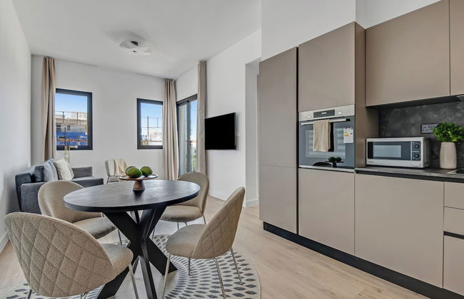 Sanders Crystal 2 Limassol - Photo 17