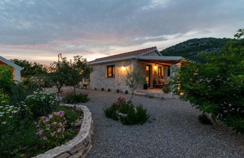 Countryside house Rusulica - Photo 10