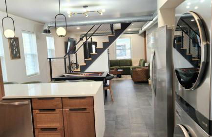 The Row House- Modern, Stylish and Newly Updated! - Foto 47