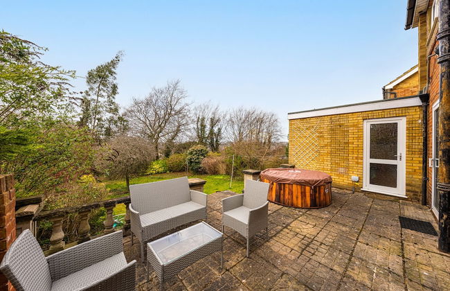 Pierocks Carver Entire House, Free Parking and Wi-fi in High Wycombe - Photo 38