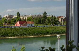 Cozy river view apartment - Foto 9