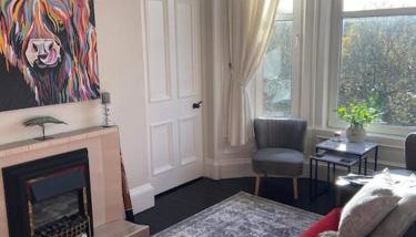 Beautiful traditional top floor flat in the center of Largs - Foto 4