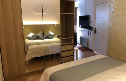 A L'OMBRE DU PALAIS - Foto 57