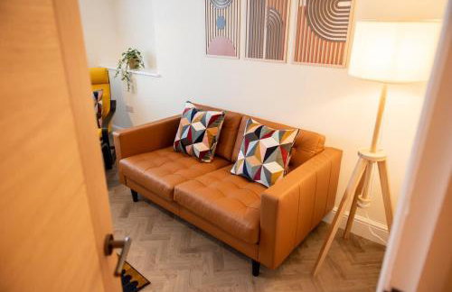 6 The Royal Serviced Apartments, Harwich - Fast WiFi, Private Parking - Foto 33