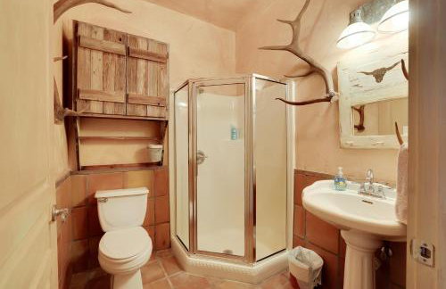 Rural Texas Villa with Hot Tub - Horses Welcome! - Foto 18