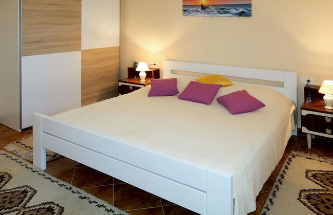 Large Holiday Home With Swimming Pool - Foto 7