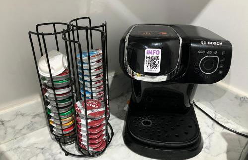 Lancing Apartments - Spacious 2 Bed - Sleeps 6 - Burnham Village - Foto 10