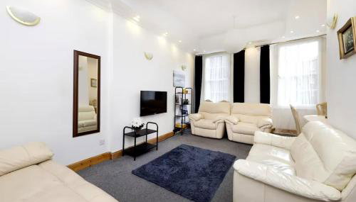 JOIVY 3 bed flat in Old town, close to Grassmarket - Foto 2